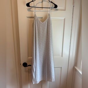 Abercrombie & Fitch White and Light Blue Flower Pleated Midi Dress